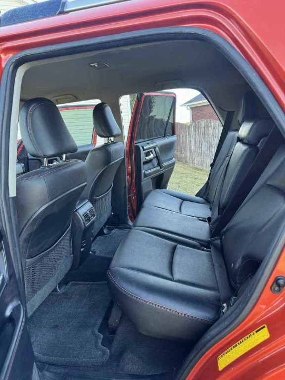 2015 Toyota 4Runner Image 6