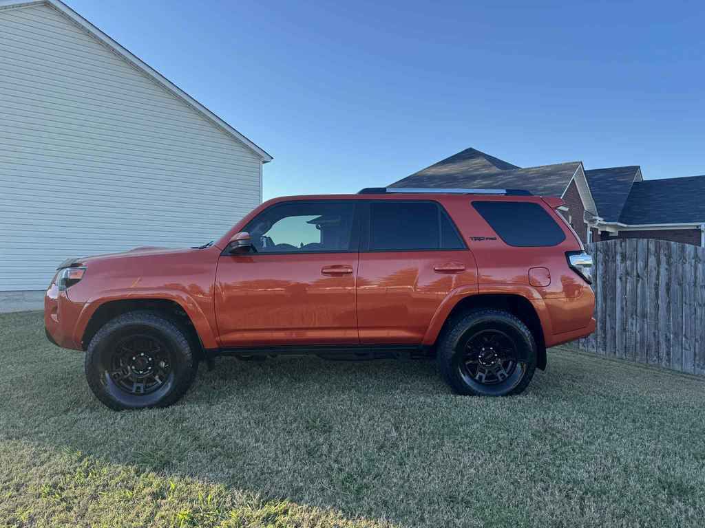 2015 Toyota 4Runner Image 12