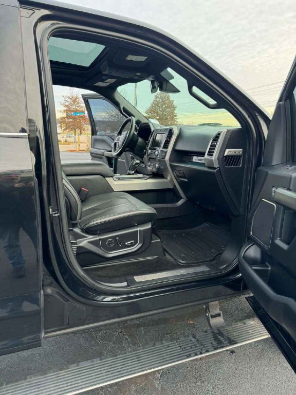 2015 Ford F-150 Image 5