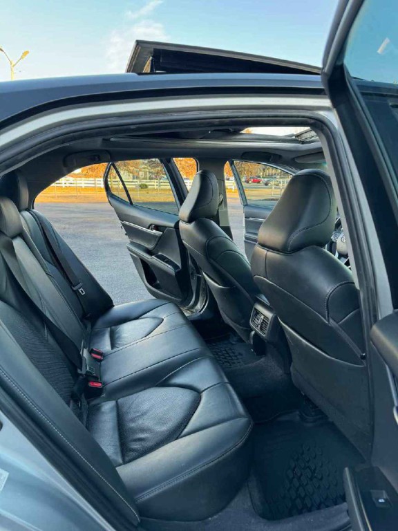 2018 Toyota Camry Image 4