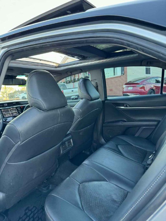 2018 Toyota Camry Image 5