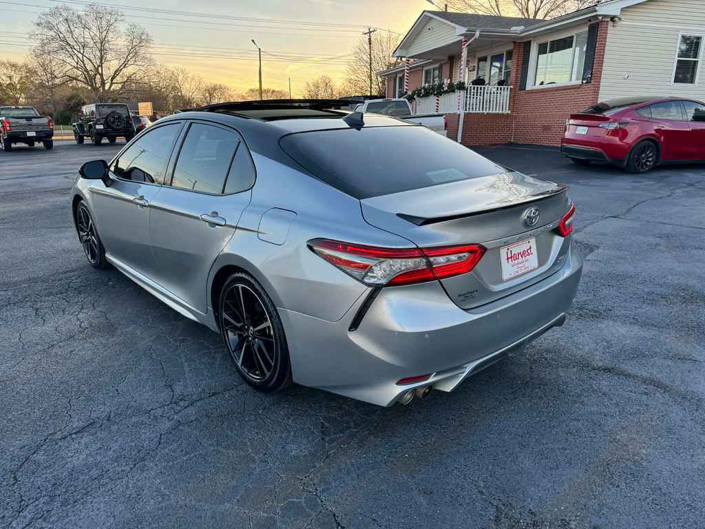 2018 Toyota Camry Image 12