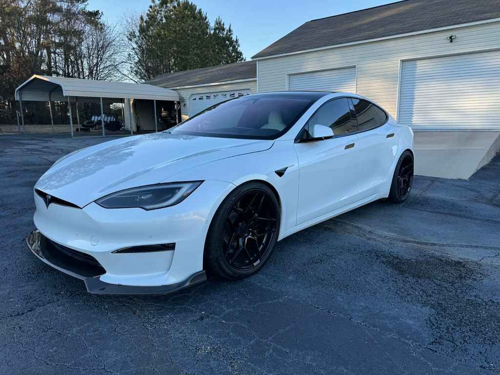 2022 Tesla Model S Image 12