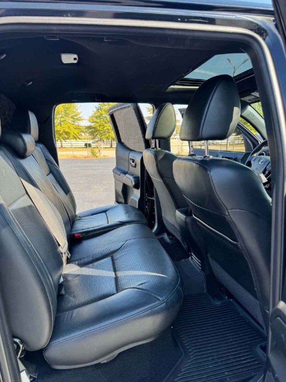 2014 Toyota Tacoma Image 15