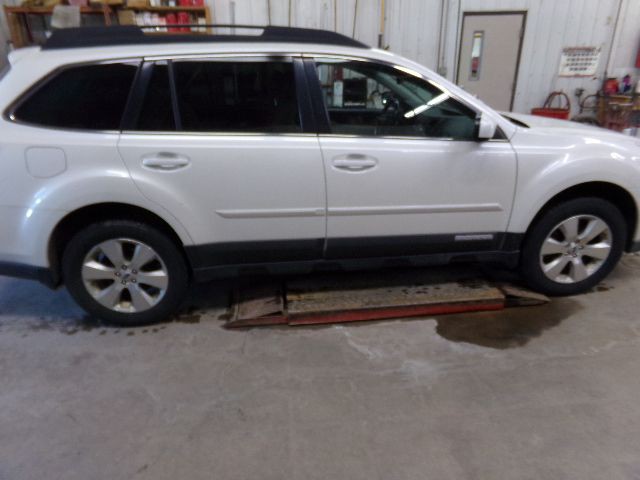 2012 Subaru Outback Image 4