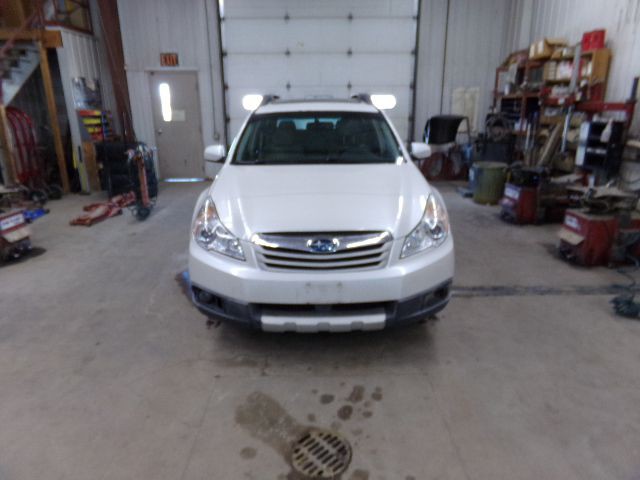 2012 Subaru Outback Image 8