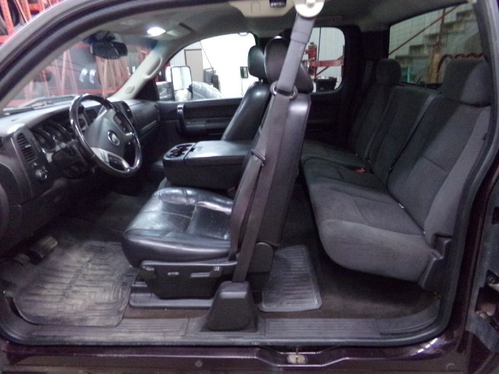 2008 Chevrolet Silverado 1500 Image 2
