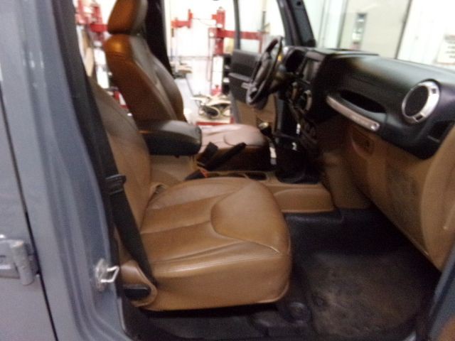 2014 Jeep Wrangler Unlimited Image 2