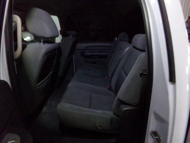 2007 GMC Sierra Image 8