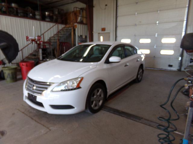2015 Nissan Sentra Image 17