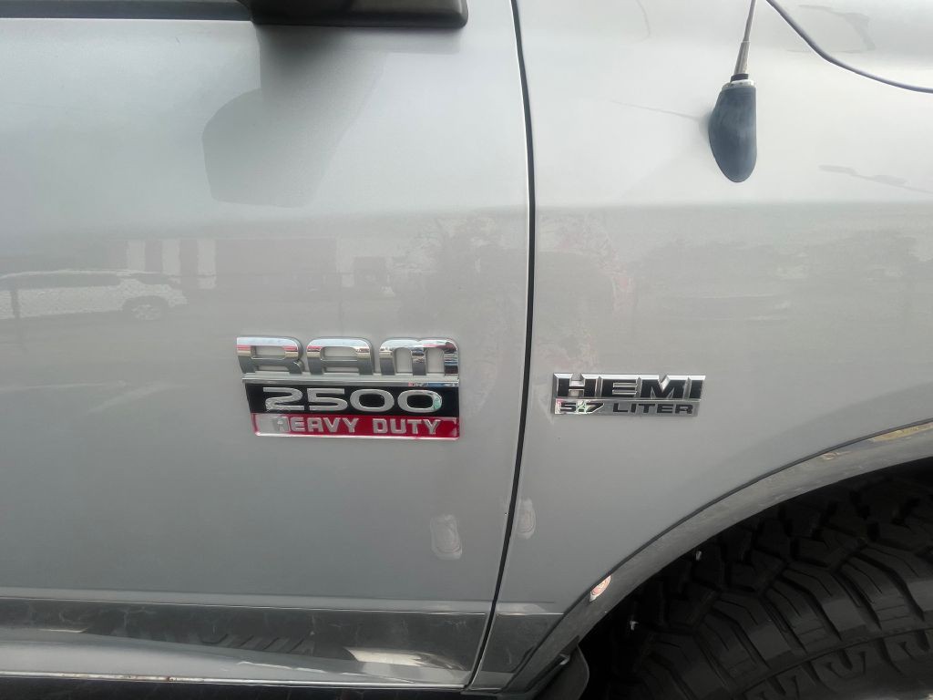 2011 Dodge Ram 2500 Image 4