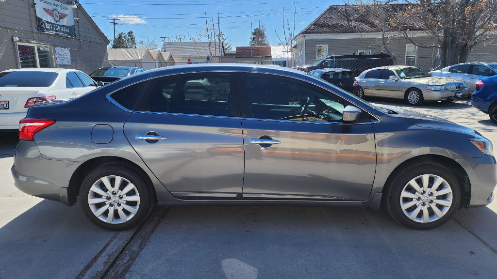 2019 Nissan Sentra Image 2
