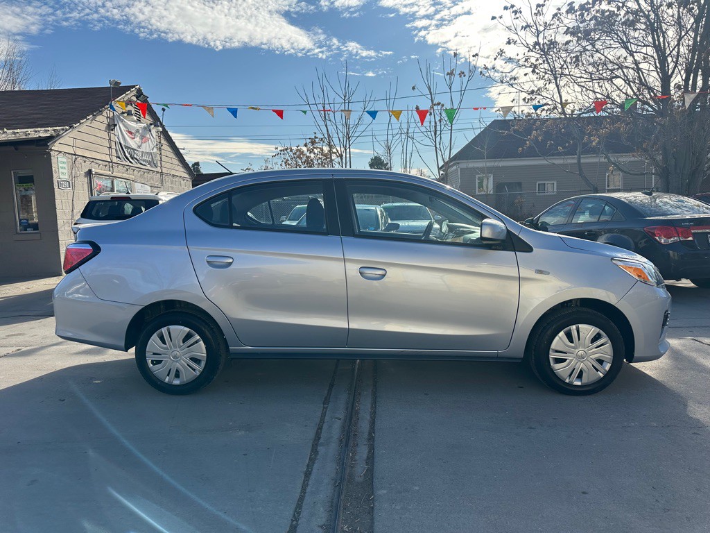 2024 Mitsubishi Mirage Image 2