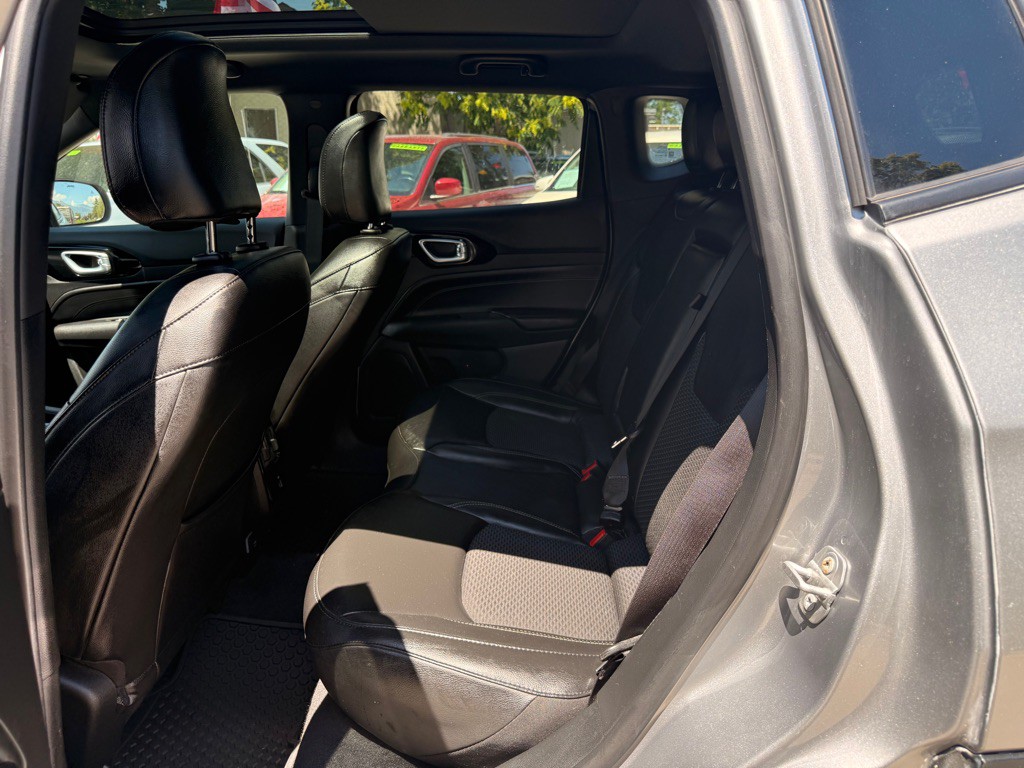 2023 Jeep Compass Image 10