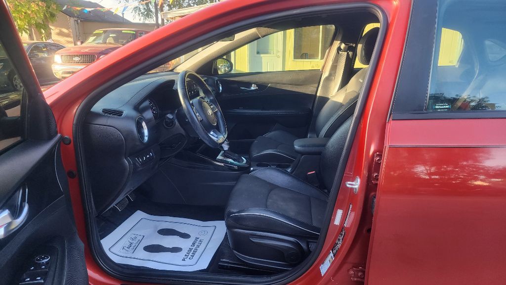 2021 Kia Forte Image 9