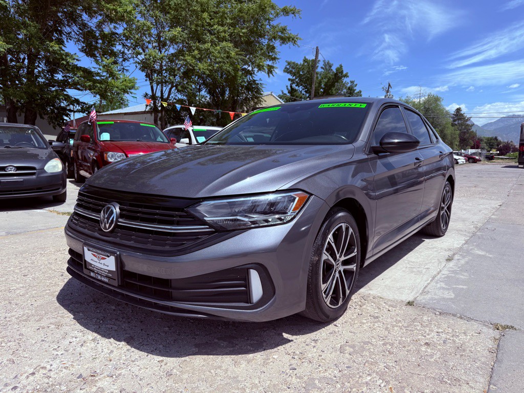 2023 Volkswagen Jetta Image 2