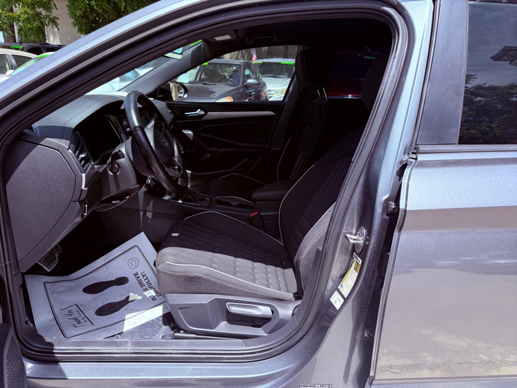 2023 Volkswagen Jetta Image 13