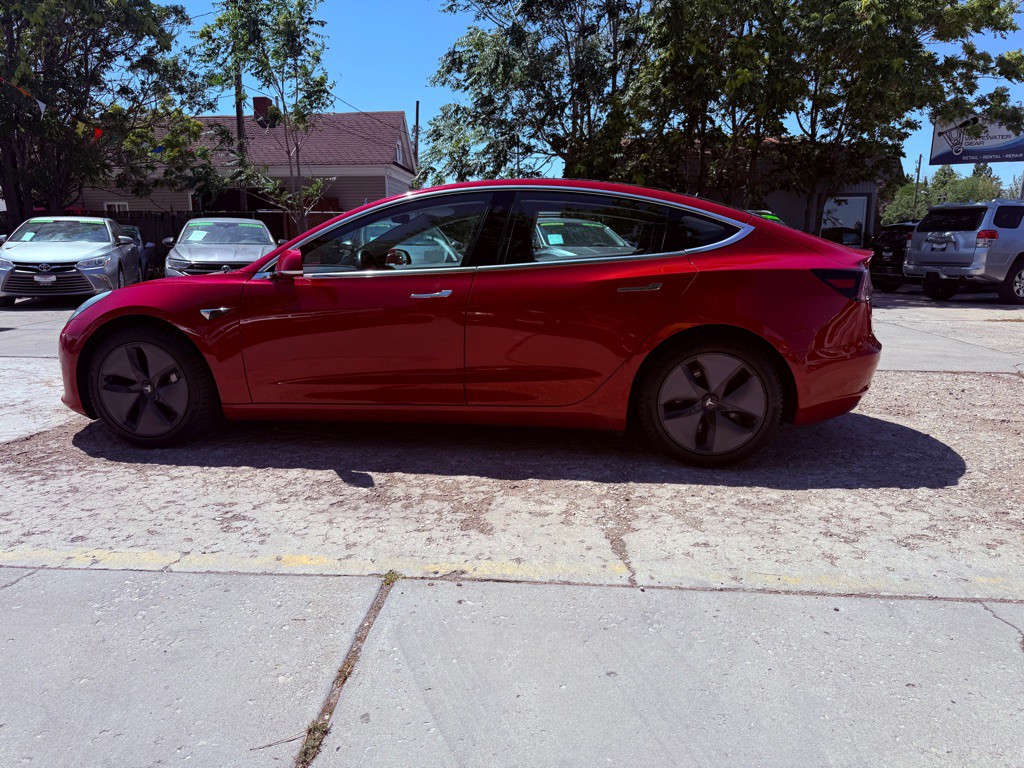 2018 Tesla Model 3 Image 8