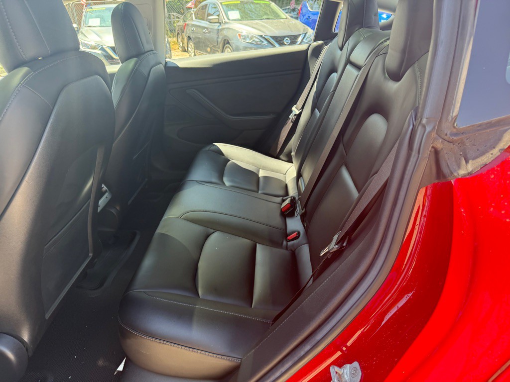 2018 Tesla Model 3 Image 10