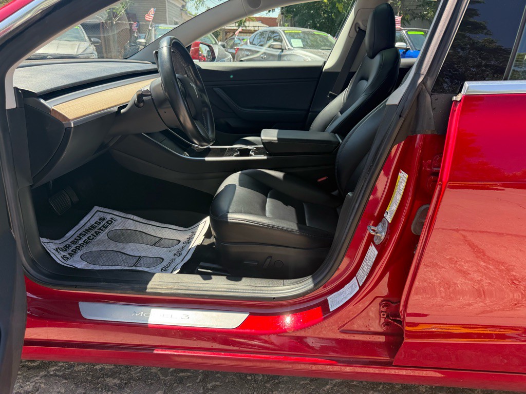 2018 Tesla Model 3 Image 12