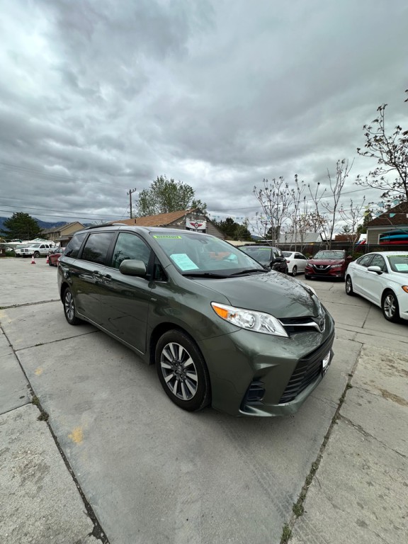 2020 Toyota Sienna Image 8