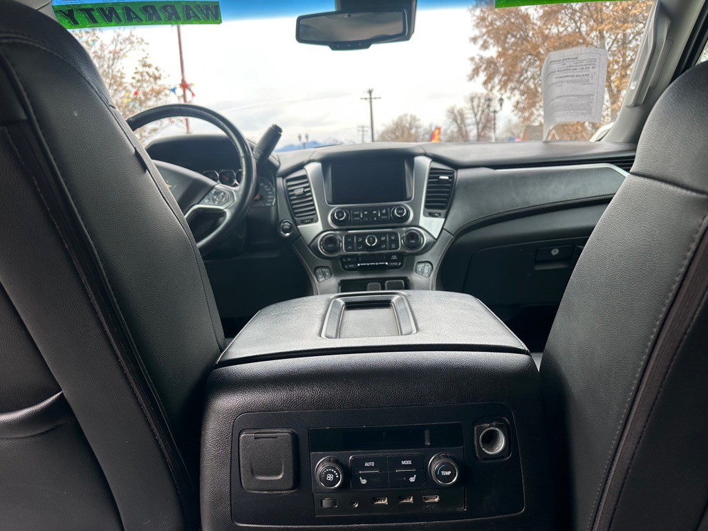 2020 Chevrolet Suburban Image 10