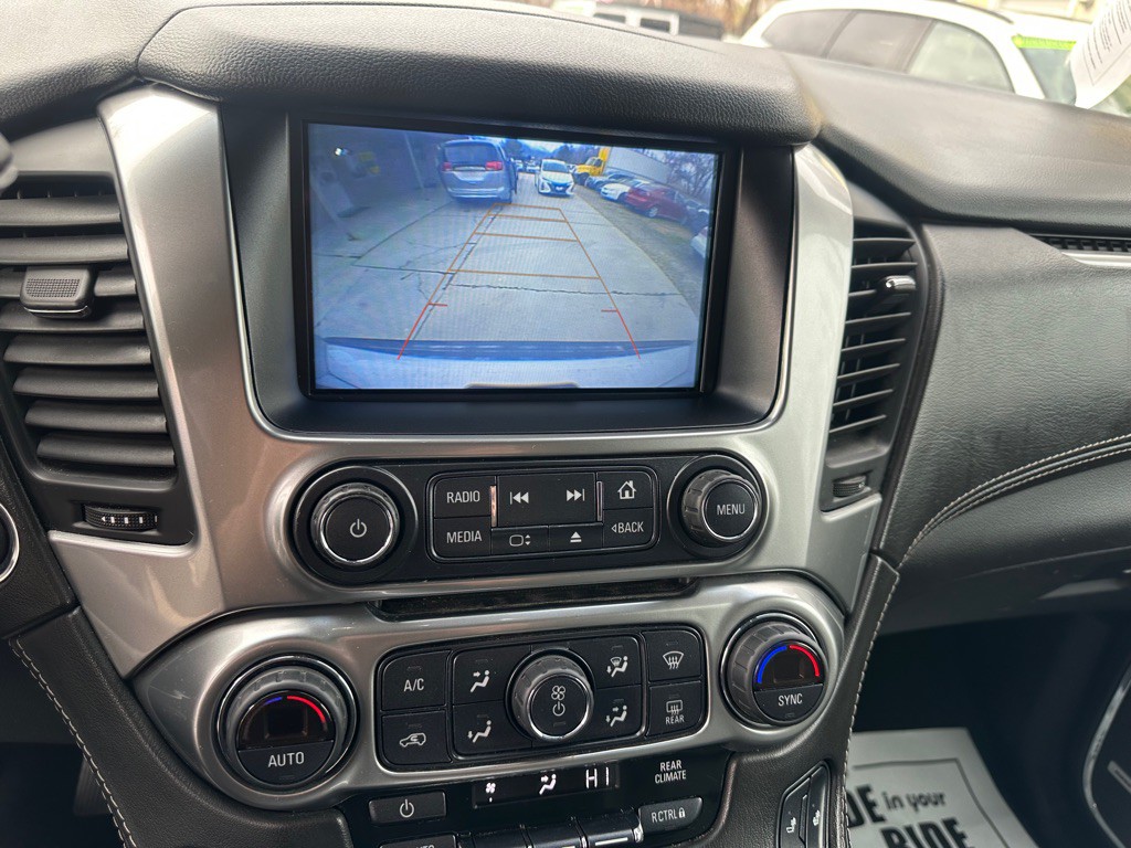 2020 Chevrolet Suburban Image 11