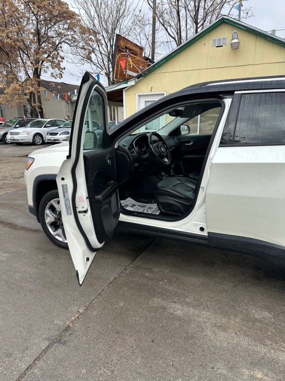 2021 Jeep Compass Image 9
