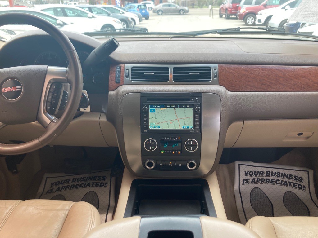 2007 GMC Yukon Image 11