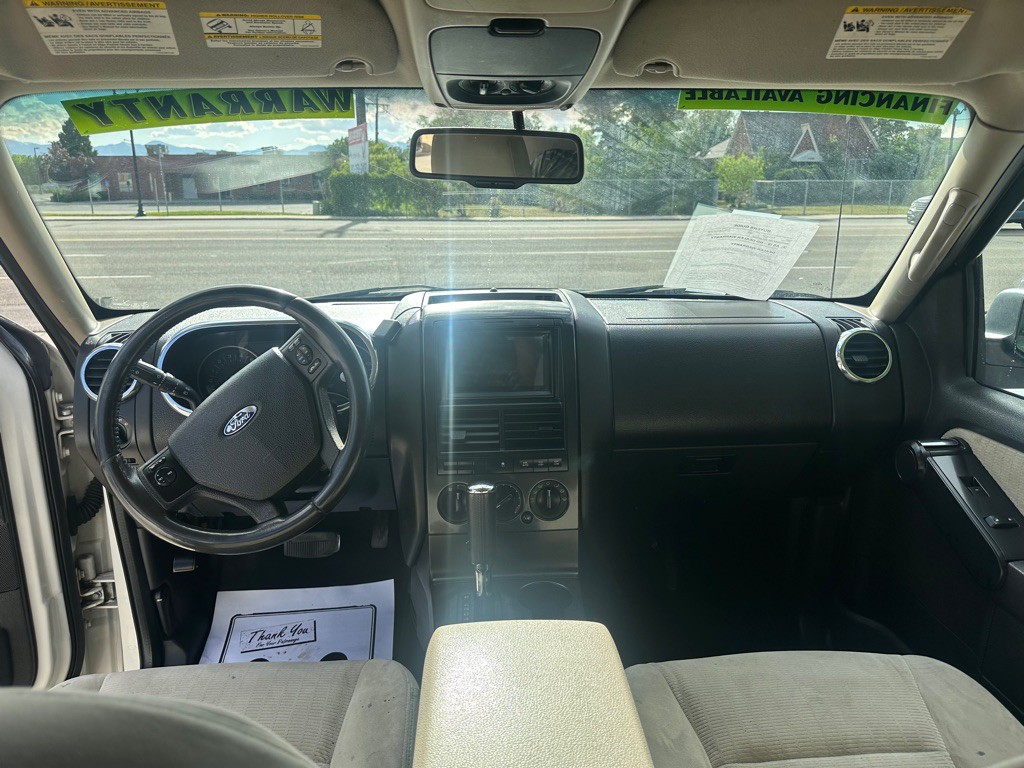 2008 Ford Explorer Image 10
