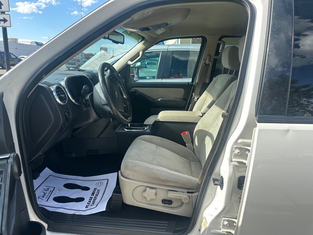 2008 Ford Explorer Image 11