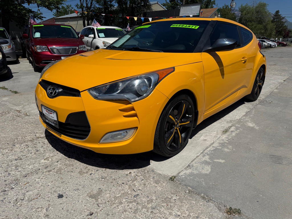 2013 Hyundai Veloster Image 1