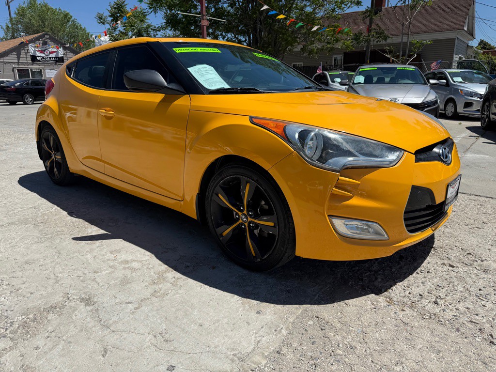 2013 Hyundai Veloster Image 3