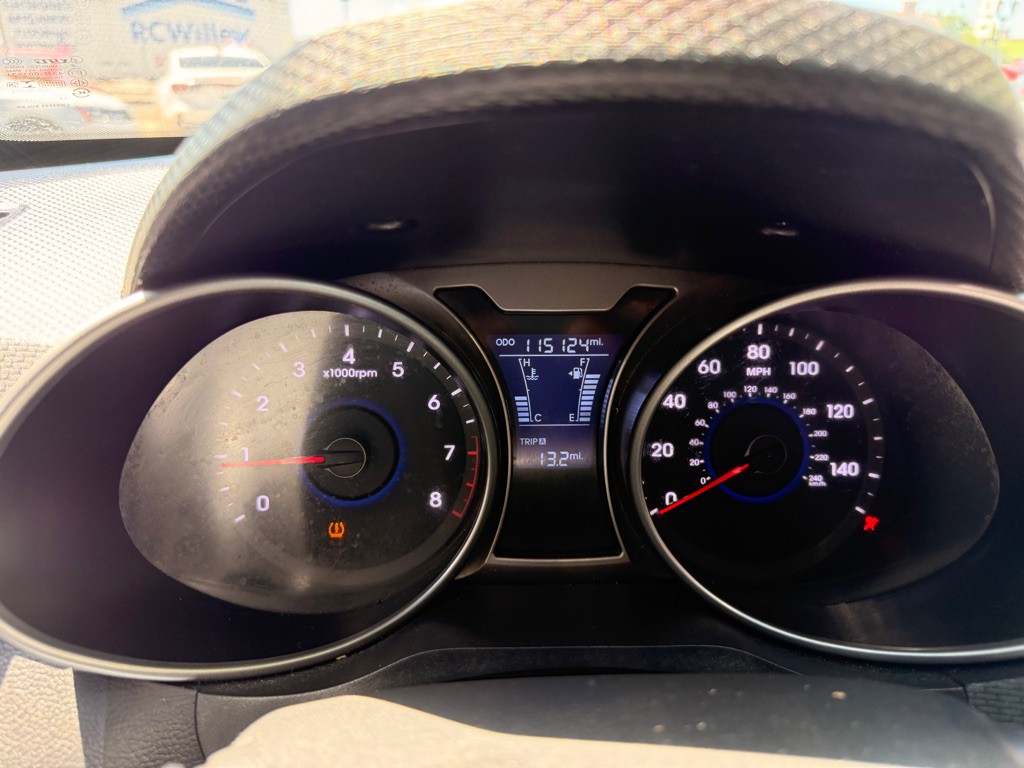 2013 Hyundai Veloster Image 16