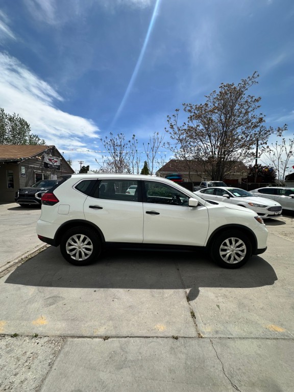 2018 Nissan Rogue Image 7
