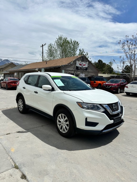 2018 Nissan Rogue Image 8
