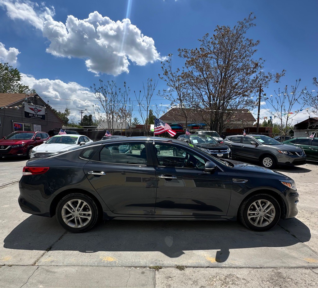 2017 Kia Optima Image 7