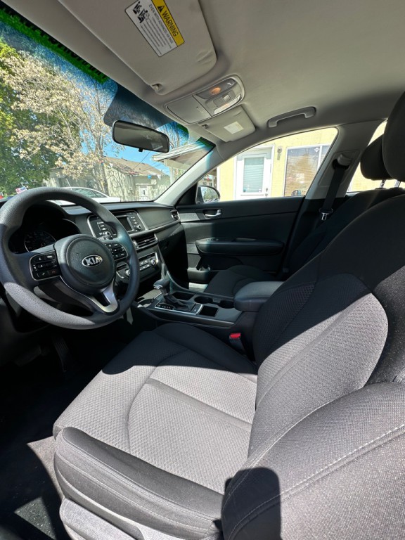 2017 Kia Optima Image 9