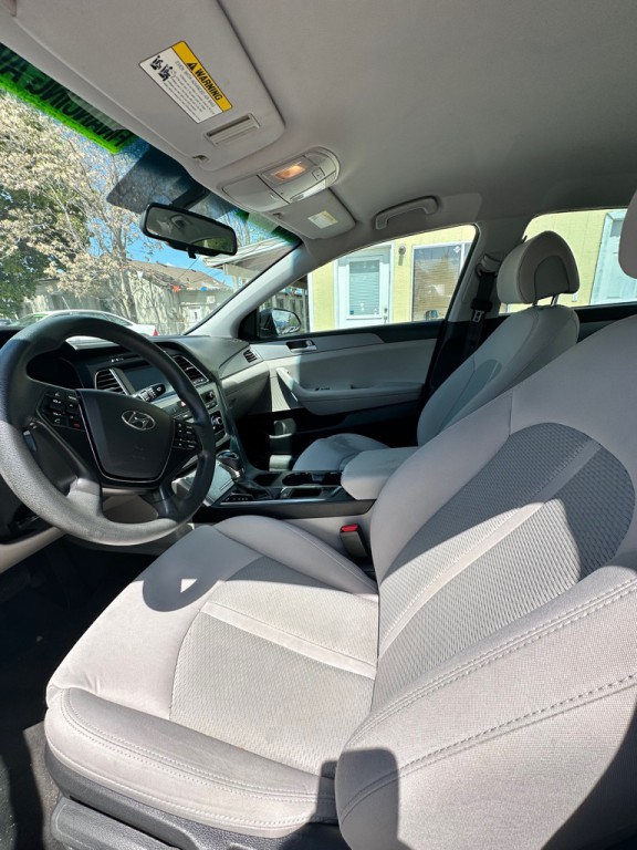 2016 Hyundai Sonata Image 9