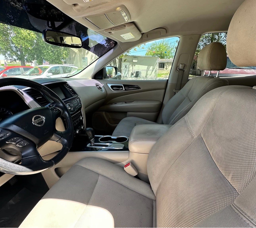 2018 Nissan Pathfinder Image 9