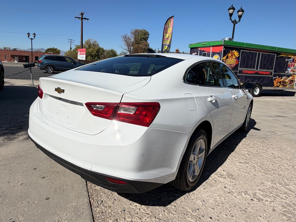 2023 Chevrolet Malibu Image 5