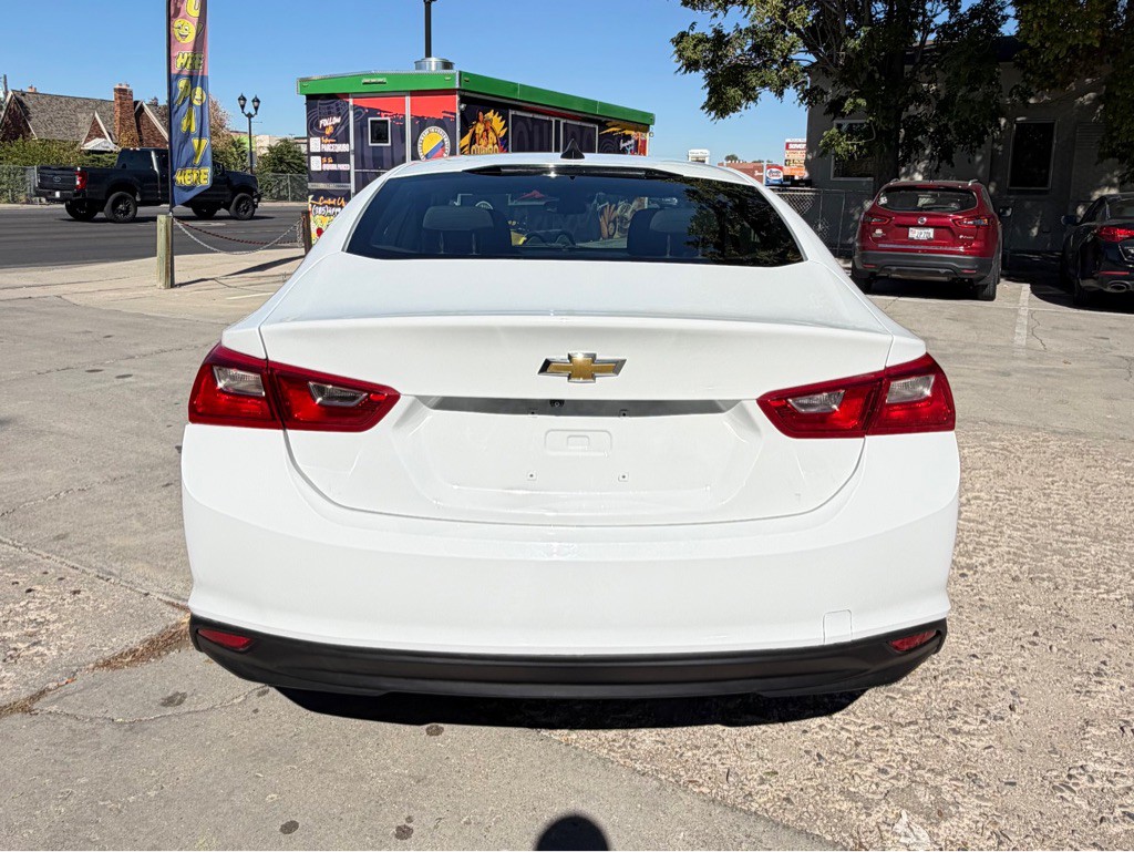 2023 Chevrolet Malibu Image 6