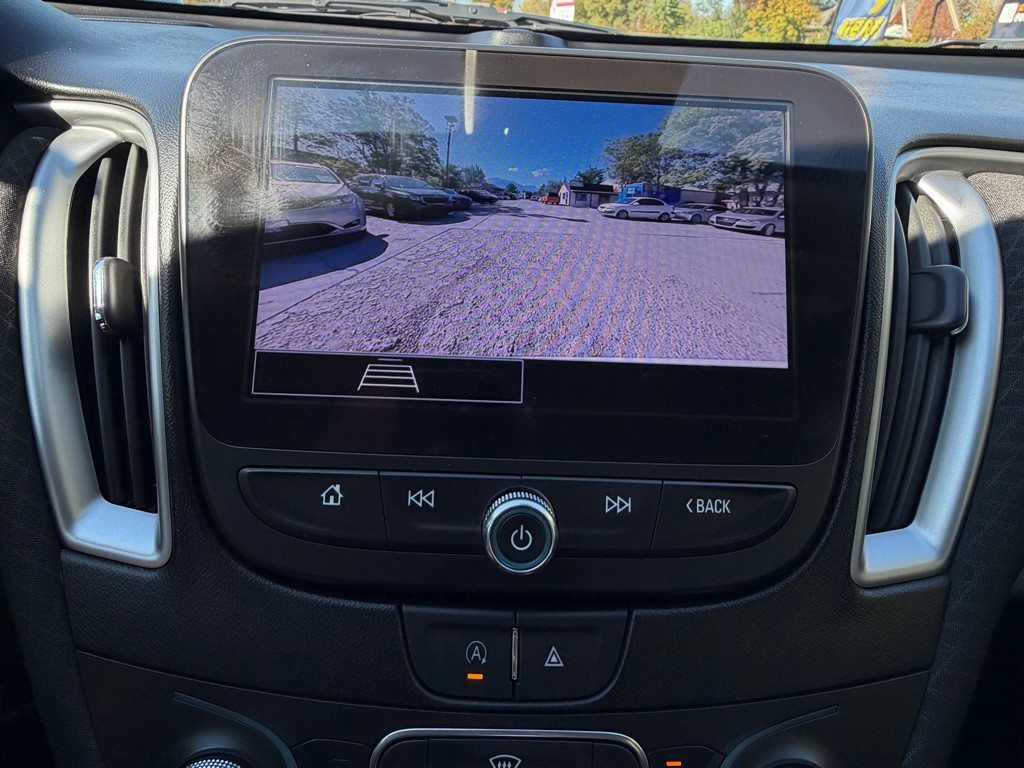 2023 Chevrolet Malibu Image 11