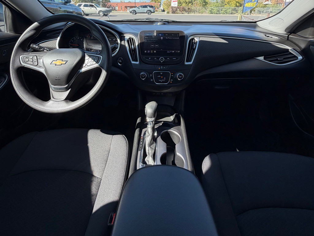2023 Chevrolet Malibu Image 13