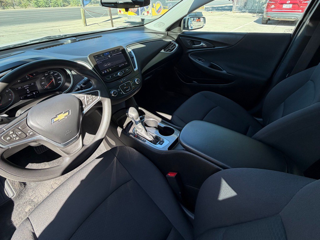 2023 Chevrolet Malibu Image 17