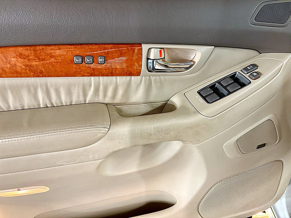 2006 Lexus GX Image 20