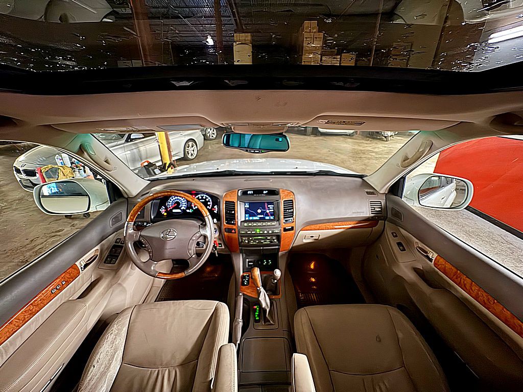 2006 Lexus GX Image 22