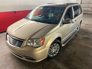 Image for 2013 Chrysler Town & Country Touring L ID: 6576083