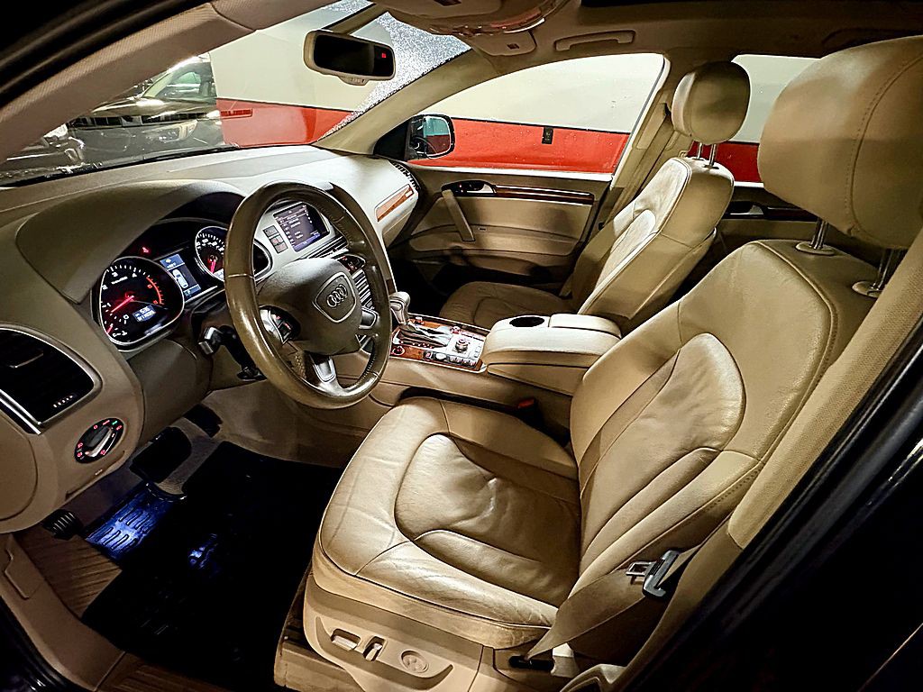 2014 Audi Q7 Image 10