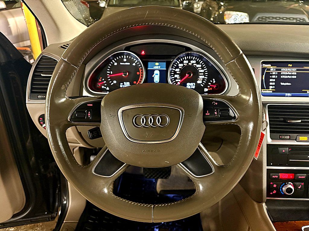 2014 Audi Q7 Image 11